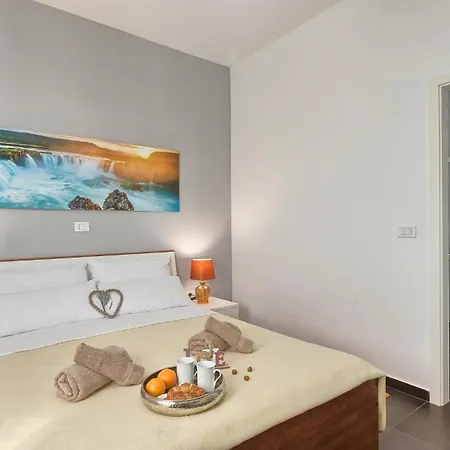 Cozy In Naselje Muzini With Wifi Holiday home Tomisici