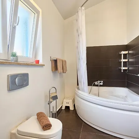 Lovely In Naselje Muzini With Sauna Prázdninový dům Tomisici