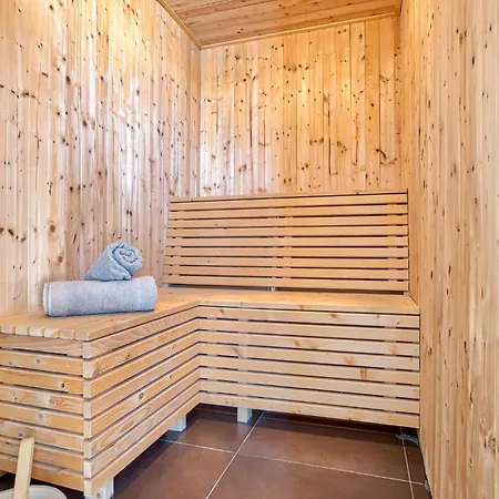 Nyaraló Lovely In Naselje Muzini With Sauna Tomišići