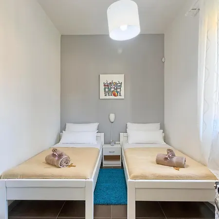 Lovely In Naselje Muzini With Sauna Prázdninový dům *
